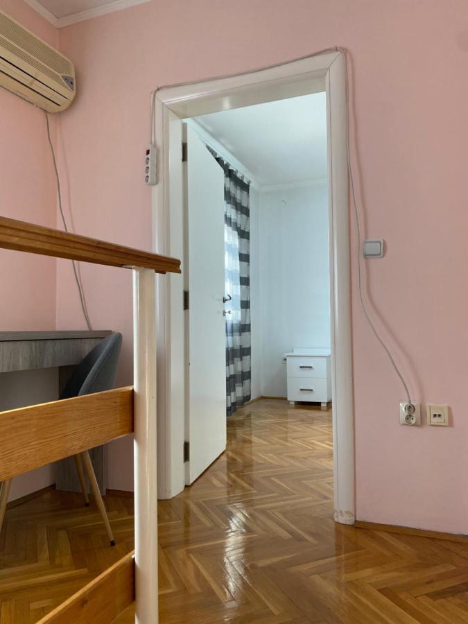 Apartment Cactus 021 Нови Сад Екстериор снимка