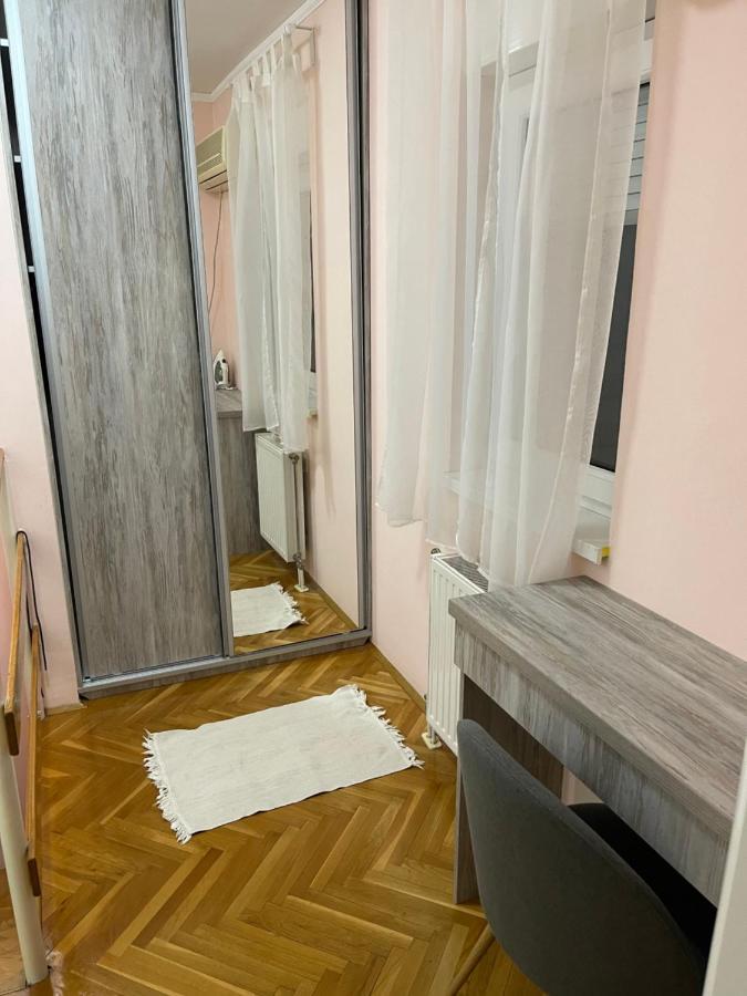 Apartment Cactus 021 Нови Сад Екстериор снимка